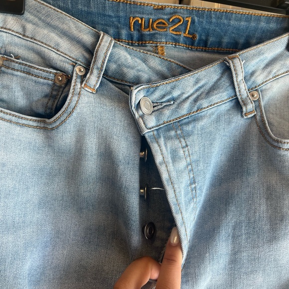 Women’s rue21 distressed high rise jegging size 4 - Picture 4 of 6